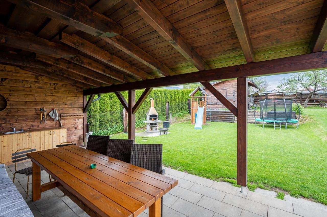 Drevenica Emilka, 5 Min Restauracia, Z Terasy Vyhlad Na Kralovu Holu A Polomske Ocko, Gril, Ohnisko, Kotlik Villa Brezno Exterior foto
