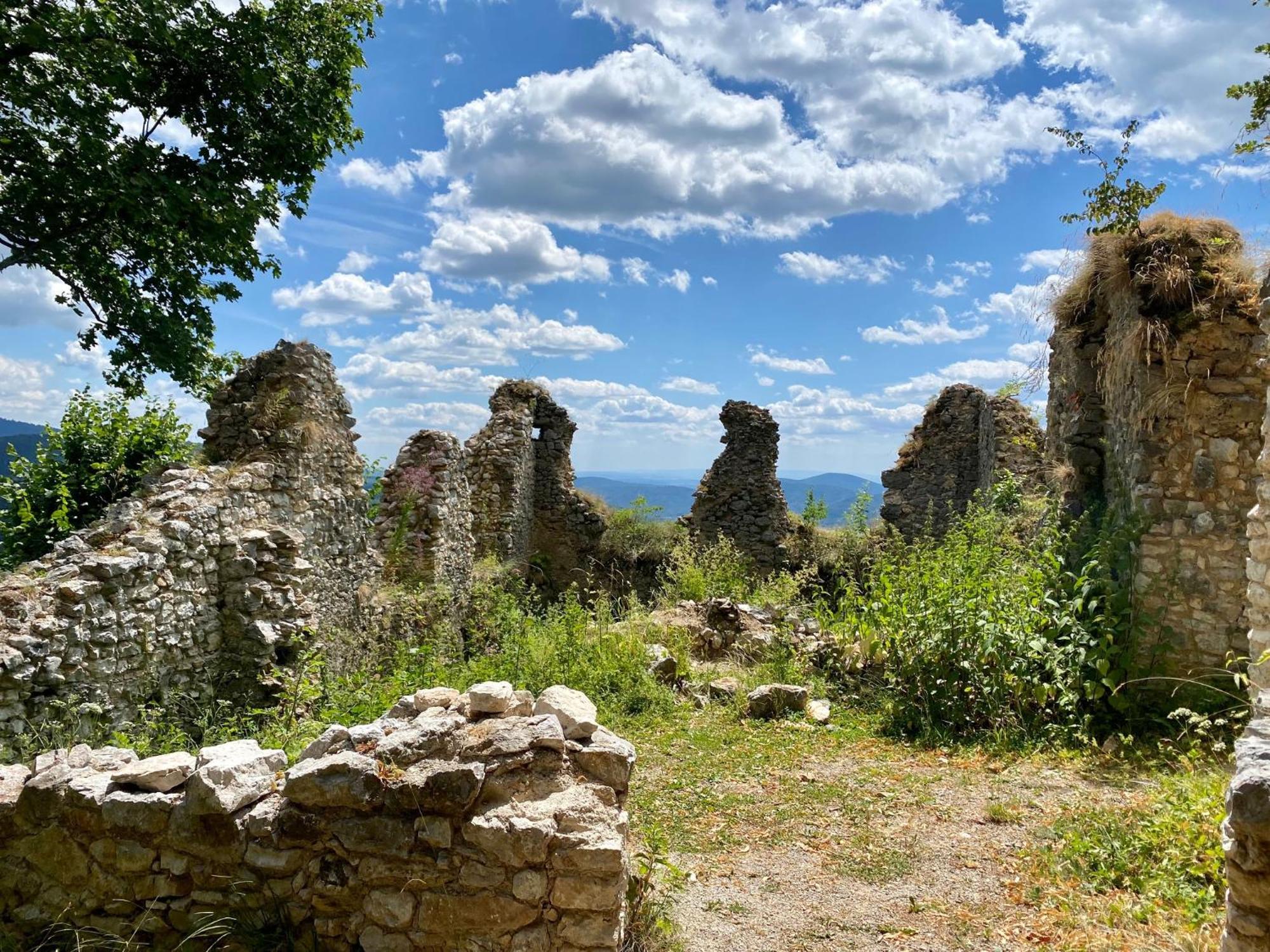 Drevenica Emilka, 5 Min Restauracia, Z Terasy Vyhlad Na Kralovu Holu A Polomske Ocko, Gril, Ohnisko, Kotlik Villa Brezno Exterior foto